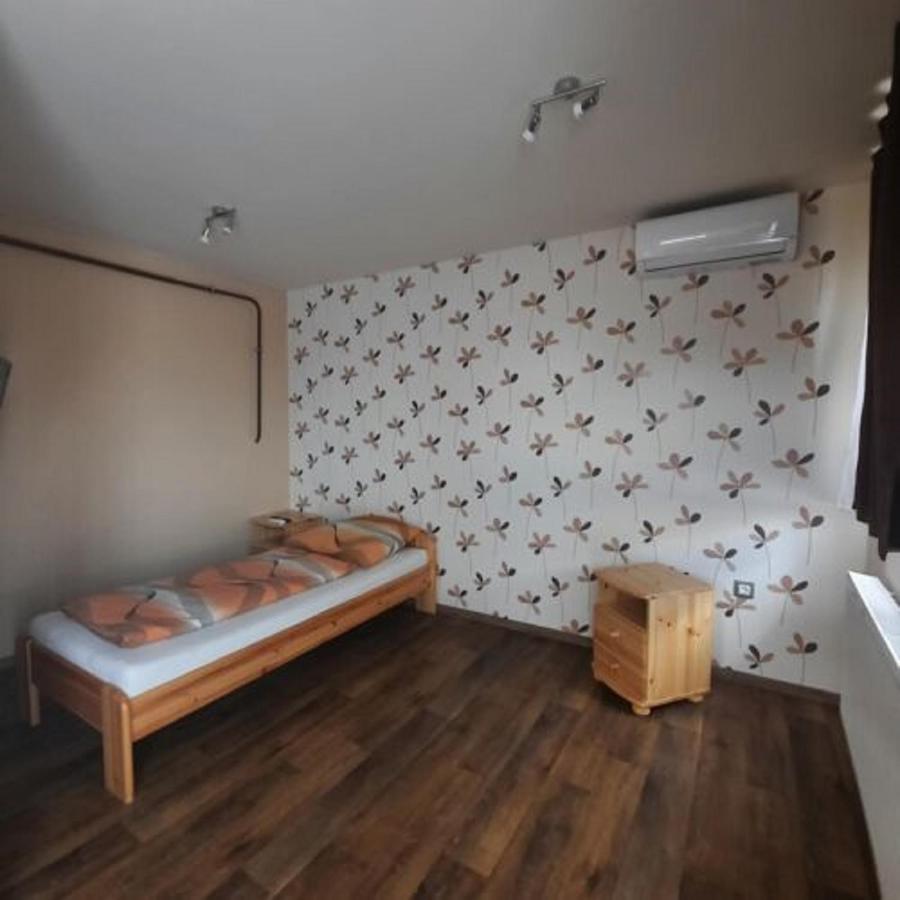 Ikszt Vendeghaz Hotel Davod Exterior photo